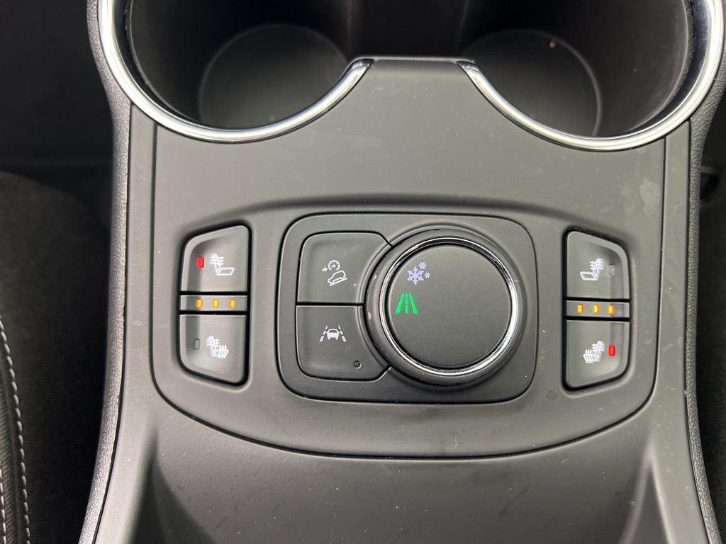 Used 2023 Volcanic Red GMC SLE image 16