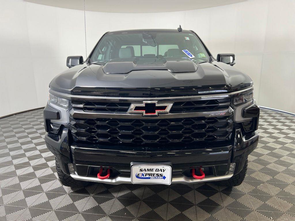 Used 2023 Black Chevrolet ZR2 image 30