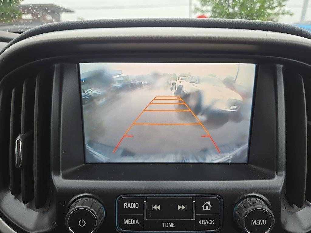 Used 2016 Black Chevrolet Z71 image 5