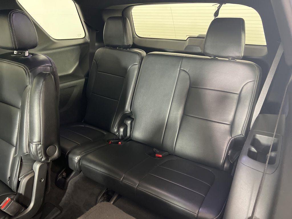Used 2023 Silver Sage Chevrolet LT image 21