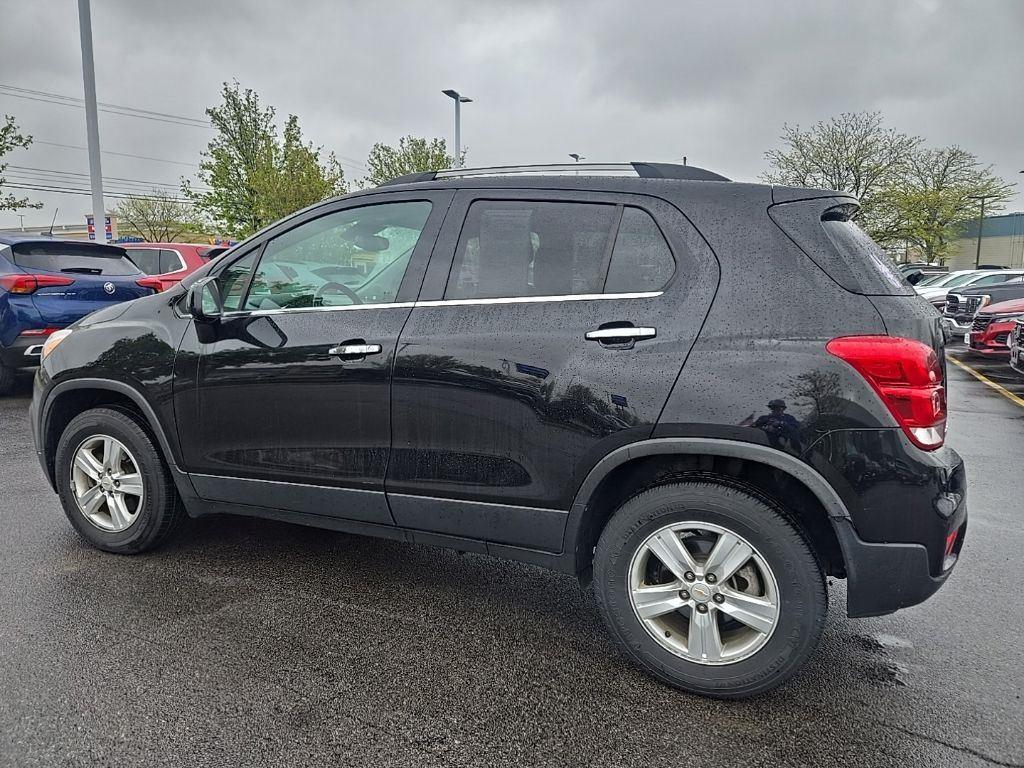 Used 2019 Black Metallic Chevrolet LT image 3