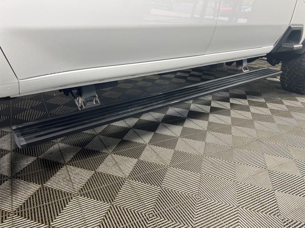 Used 2025 Summit White Chevrolet ZR2 image 36