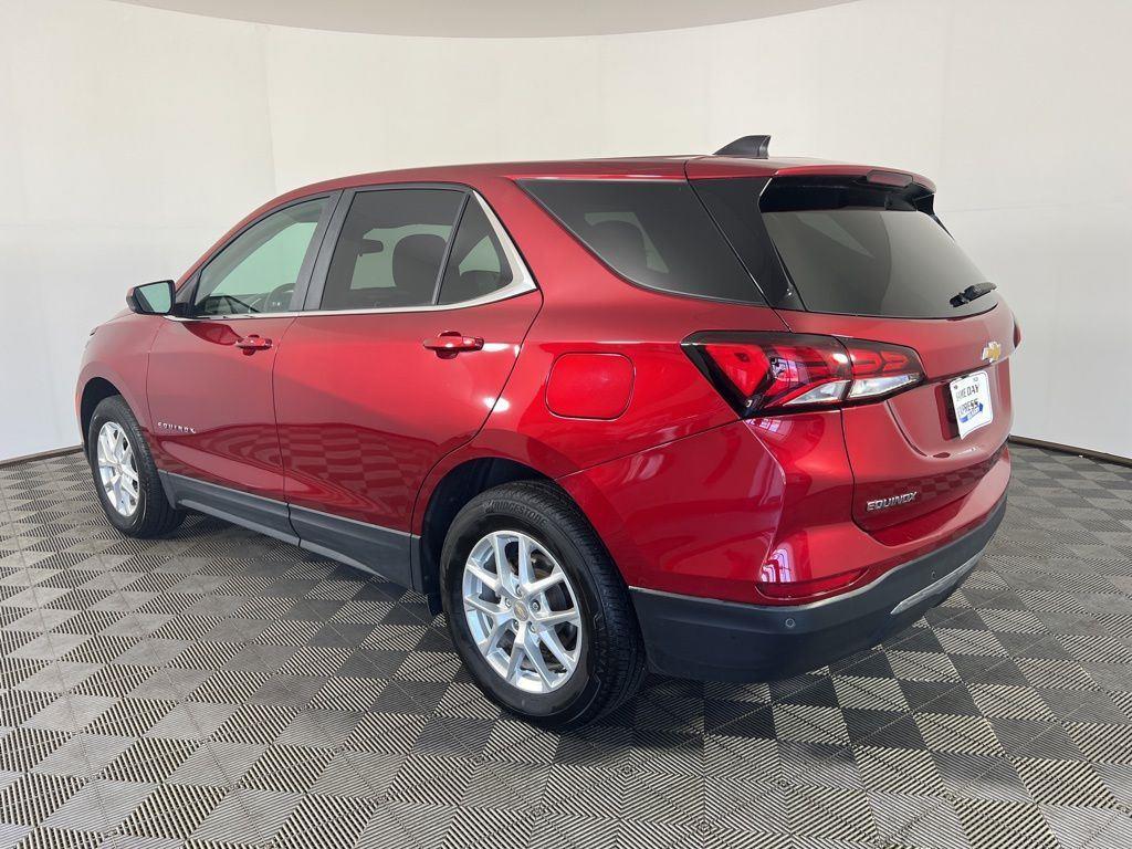 Used 2024 Radiant Red Chevrolet LT image 27