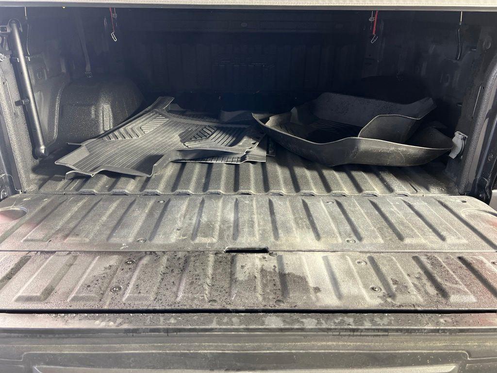 Used 2023 Titanium GMC AT4 image 29