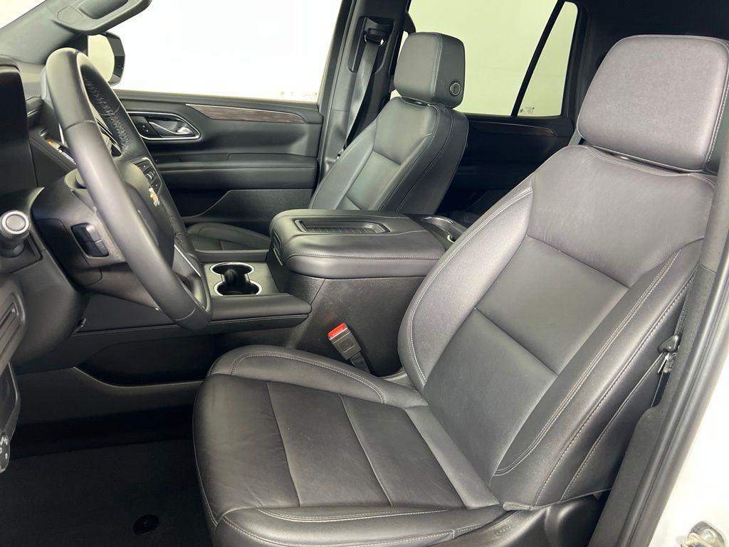 Used 2023 Summit White Chevrolet LT image 5