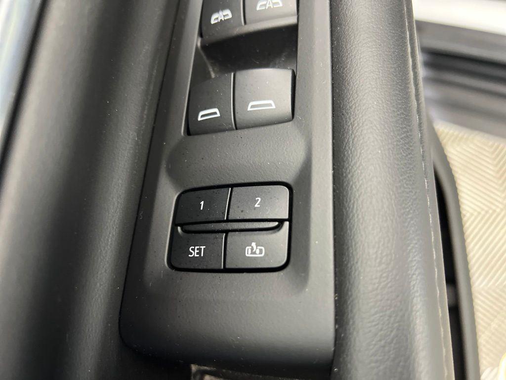 Used 2023 Summit White Chevrolet LT image 8