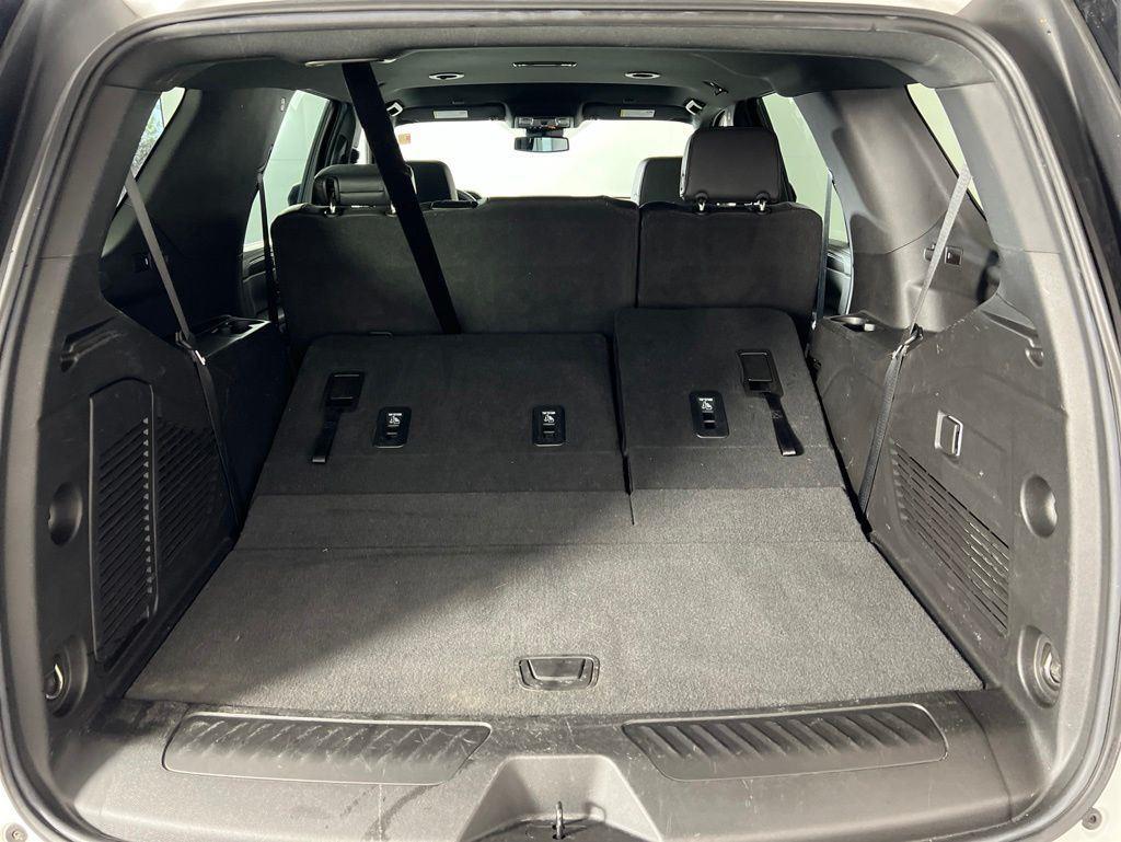 Used 2023 Summit White Chevrolet LT image 19