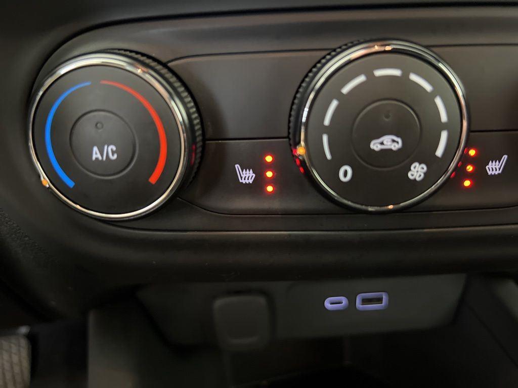 Used 2024 Summit White Chevrolet 1RS image 16