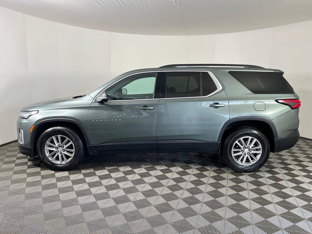 Used 2023 Silver Sage Chevrolet LT image 30