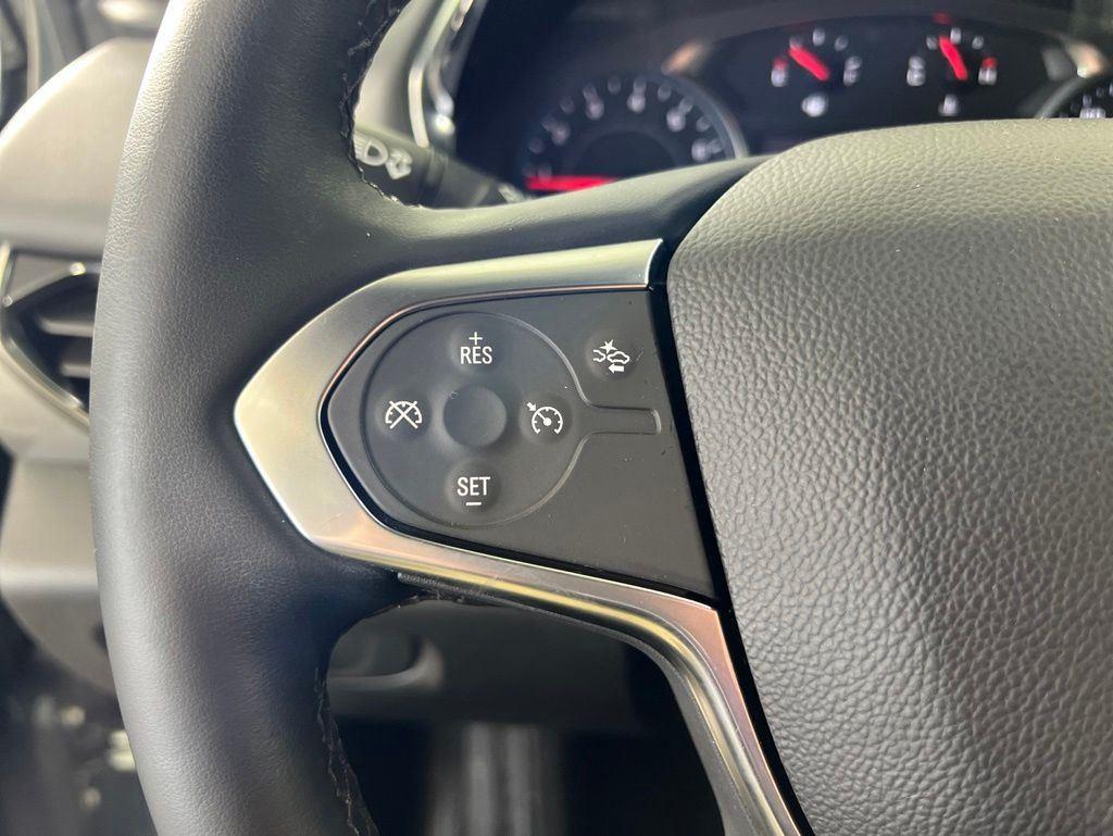 Used 2023 Silver Sage Chevrolet LT image 11