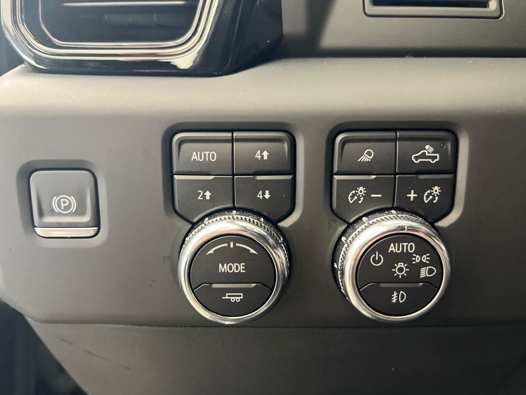 Used 2023 Titanium GMC AT4 image 10