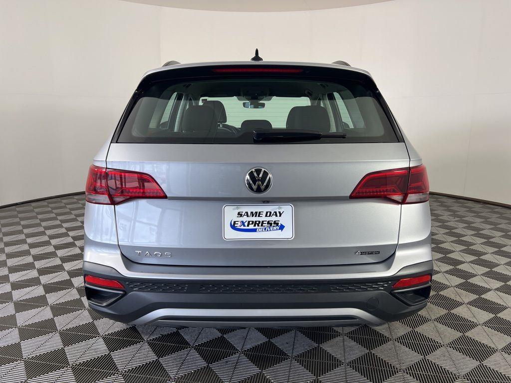 Used 2024 Pyrite Silver Metallic Volkswagen 1.5T S image 26