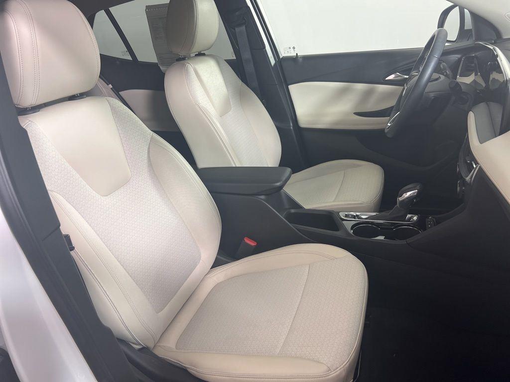 Used 2024 Summit White Buick Preferred image 19