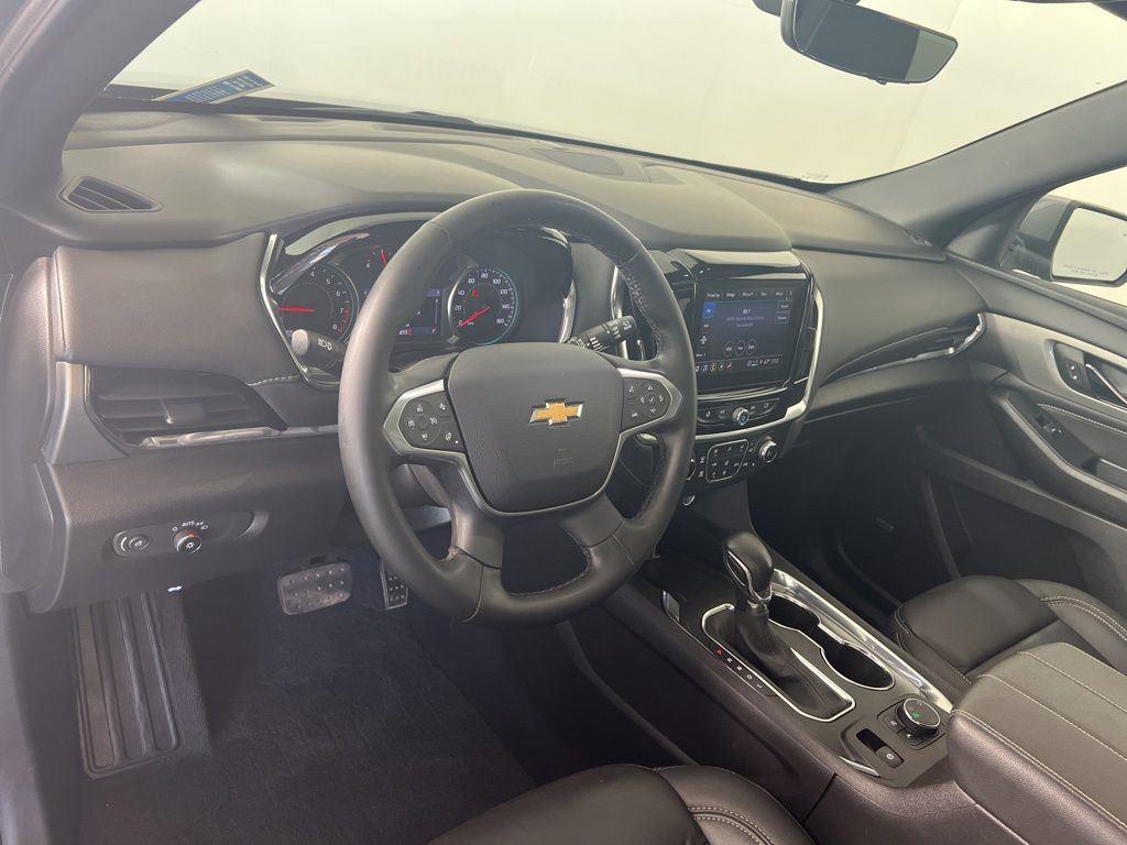 Used 2023 Sterling Gray Metallic Chevrolet LT Leather image 3