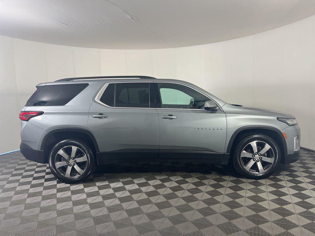 Used 2023 Sterling Gray Metallic Chevrolet LT Leather image 27