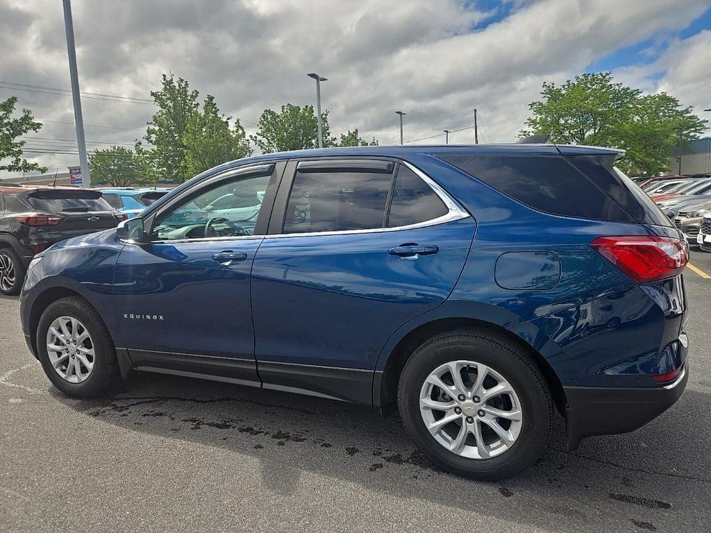 Used 2021 Pacific Blue Metallic Chevrolet LT image 4