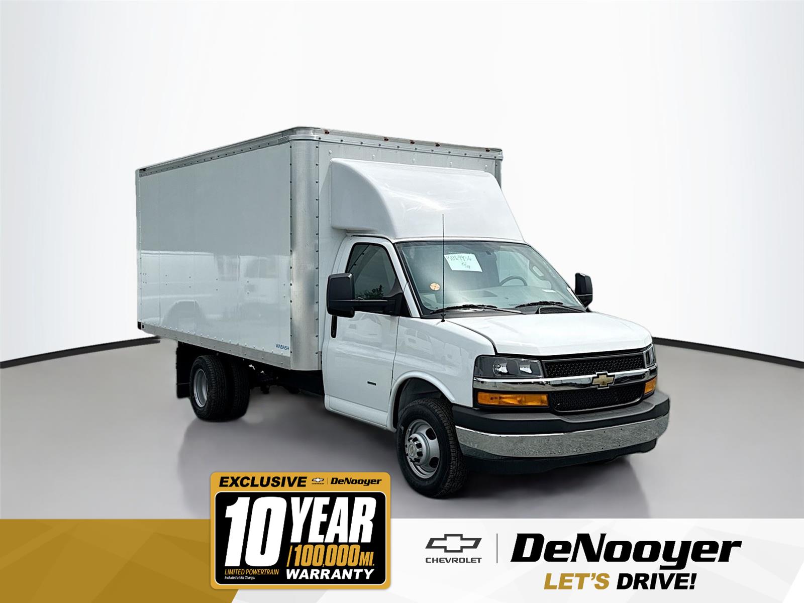 Summit White 2024 Chevrolet Express Chassis 3500 Cutaway 159 Van Rear-Wheel Drive 8-Speed Automatic