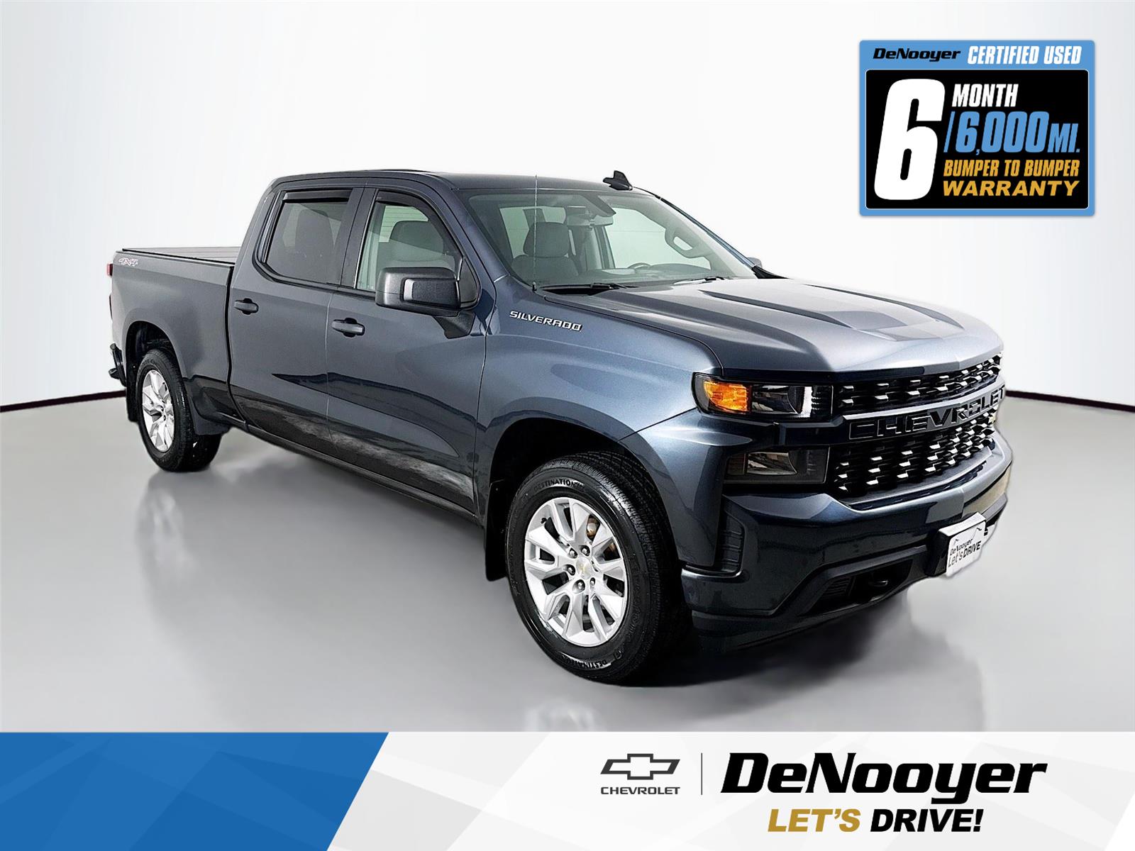 Shadow Gray Metallic 2021 Chevrolet Silverado 1500 Custom Crew Cab 4WD Pickup Truck Four-Wheel Drive 8-Speed Automatic