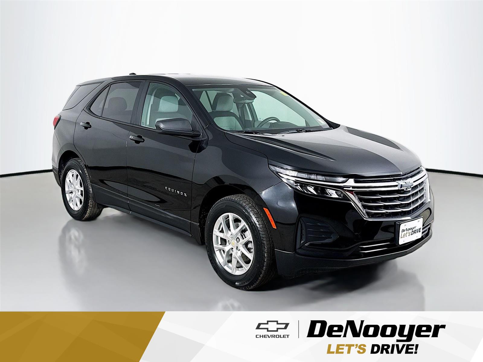 Mosaic Black Metallic 2022 Chevrolet Equinox LS AWD with 1LS SUV / Crossover Four-Wheel Drive 6-Speed Automatic Overdrive