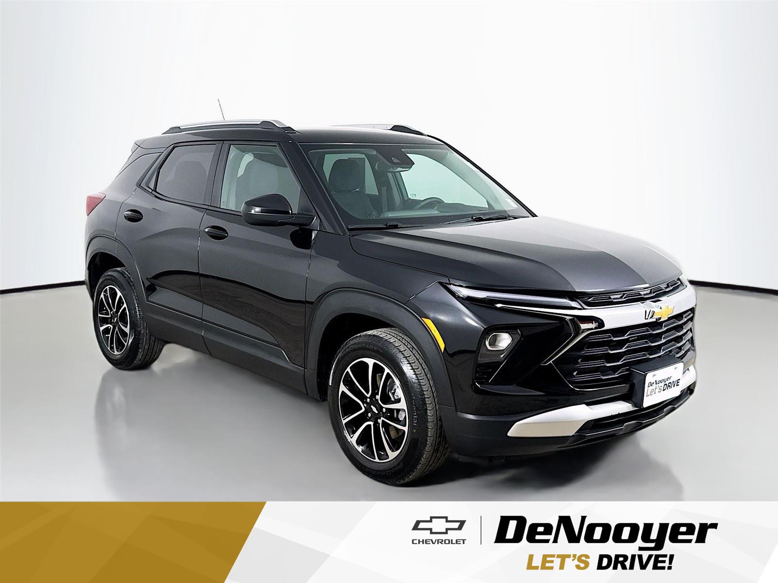 Mosaic Black Metallic 2025 Chevrolet Trailblazer LT AWD SUV / Crossover Four-Wheel Drive 9-Speed Automatic
