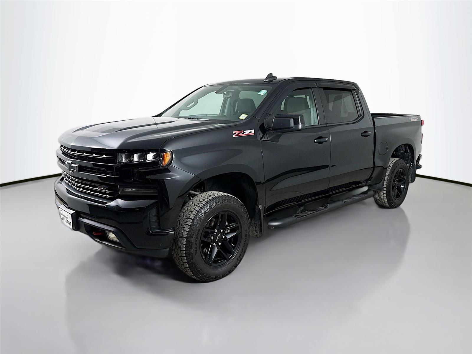 View vehicle photo 5