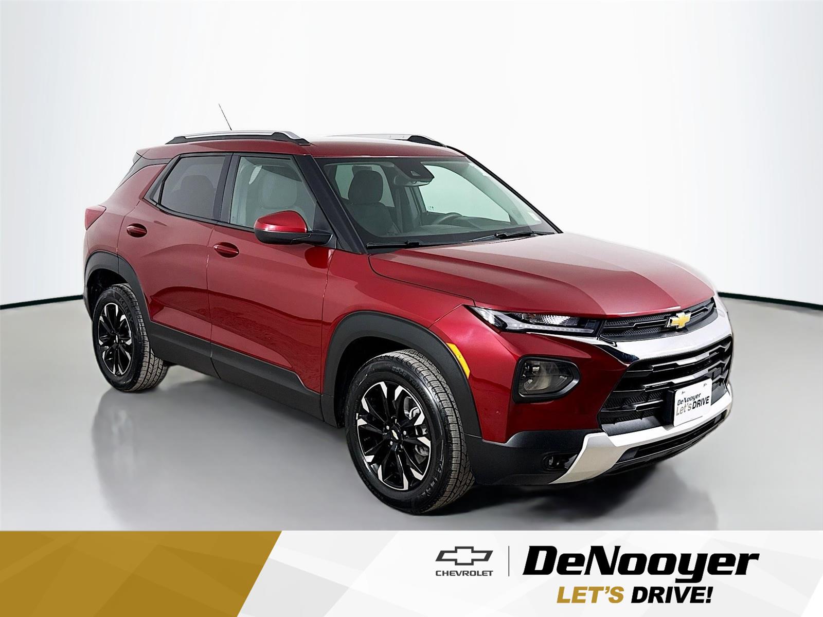 Red (Crimson Metallic) 2023 Chevrolet Trailblazer LT FWD SUV / Crossover Front-Wheel Drive Continuously Variable Transmission