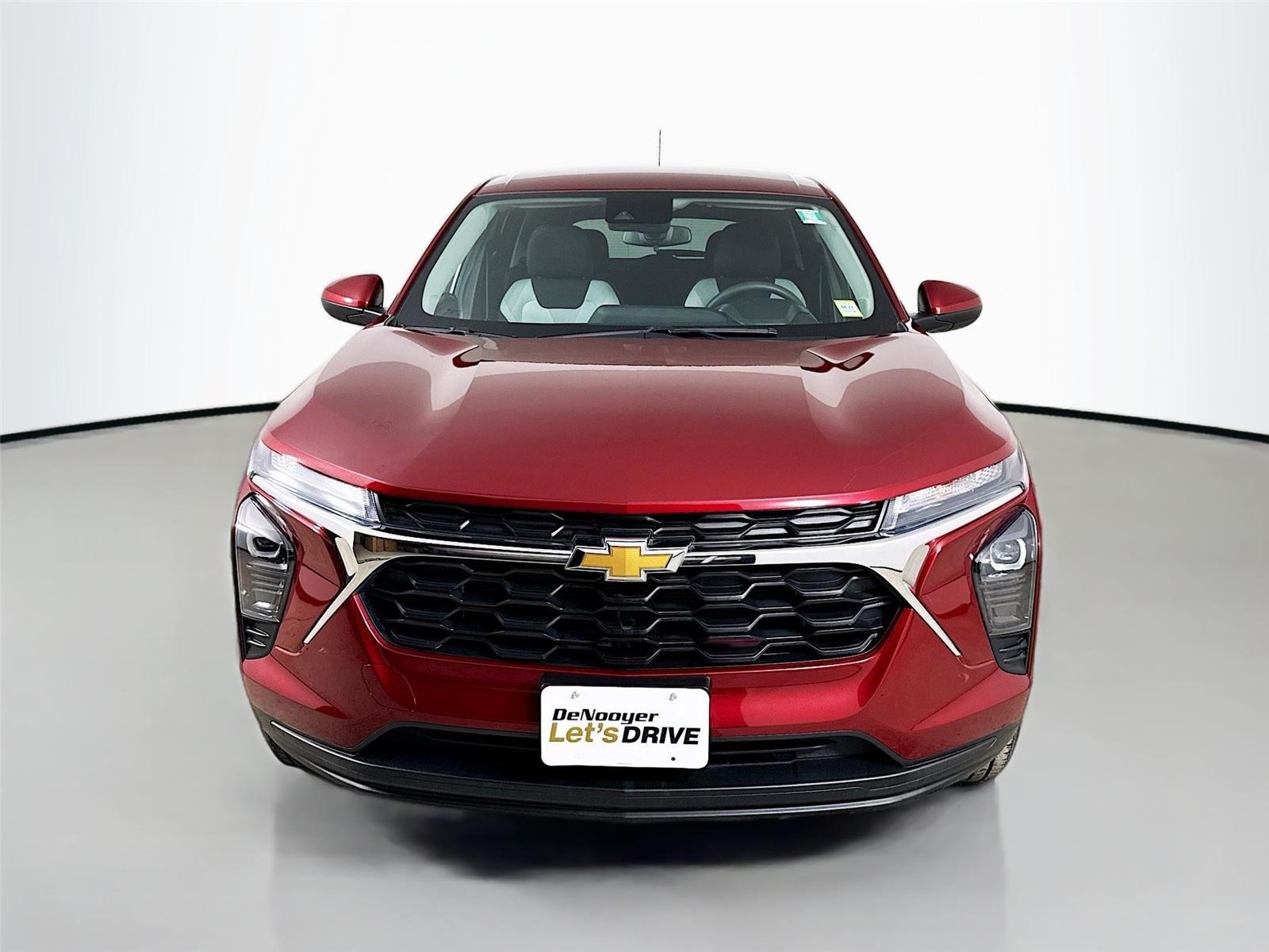 View vehicle photo 4