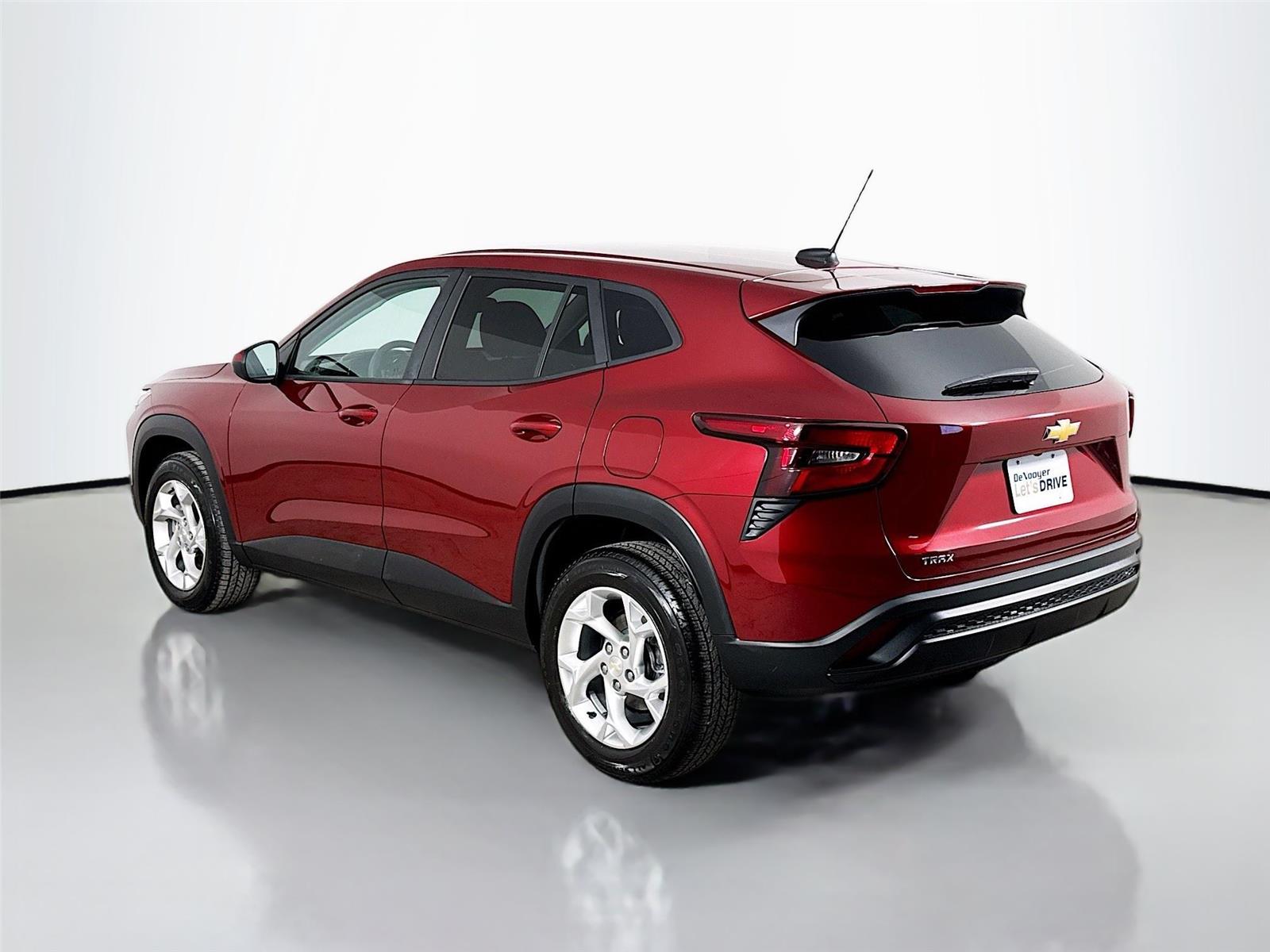 View vehicle photo 7