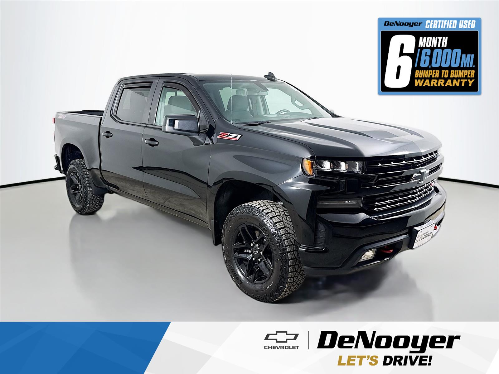 Black 2021 Chevrolet Silverado 1500 LT Trail Boss Crew Cab 4WD Pickup Truck Four-Wheel Drive Automatic