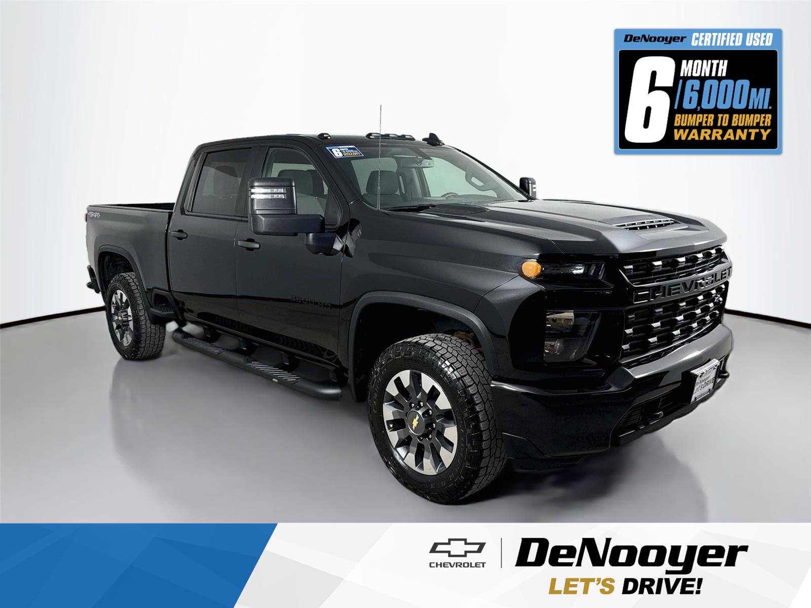 Mosaic Black Metallic 2021 Chevrolet Silverado 2500HD Pickup Truck Four-Wheel Drive 6-Speed Automatic