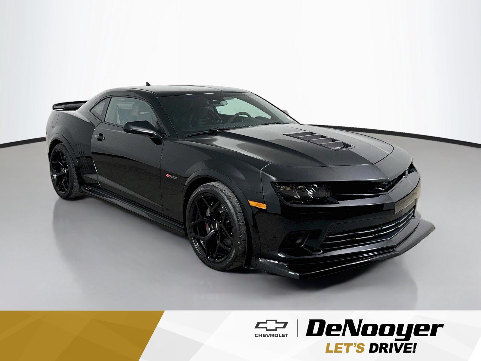 Black 2015 Chevrolet Camaro Coupe Rear-Wheel Drive 6-Speed Manual
