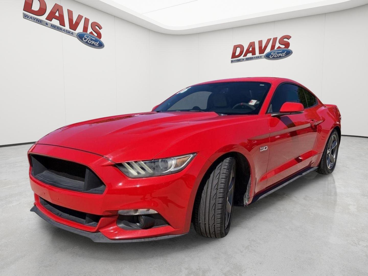 2016 Ford Mustang GT Premium Coupe RWD