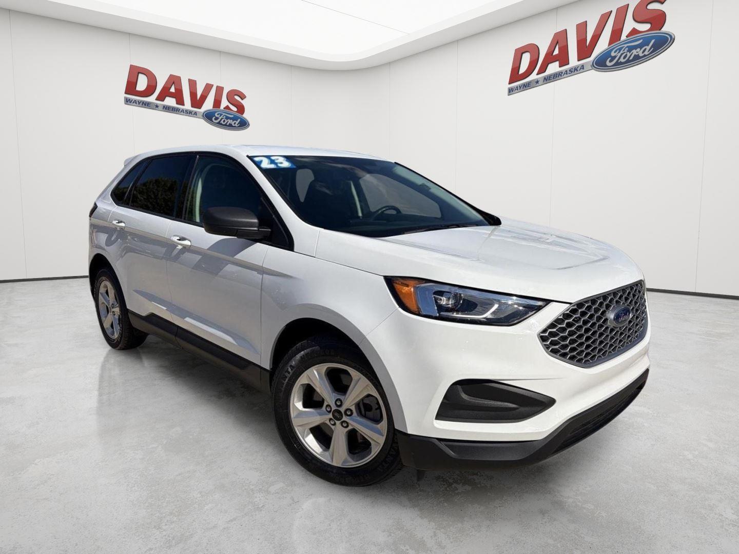Oxford White 2023 Ford Edge SUV / Crossover All-Wheel Drive 8-Speed Automatic