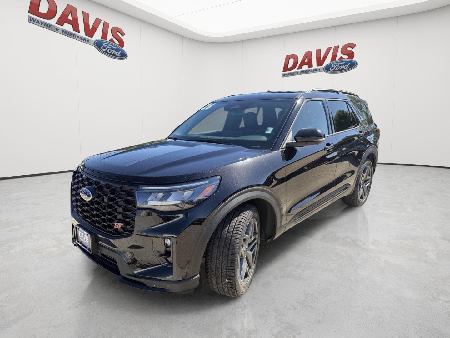 Agate Black Metallic 2026 Ford Explorer SUV / Crossover All-Wheel Drive Automatic