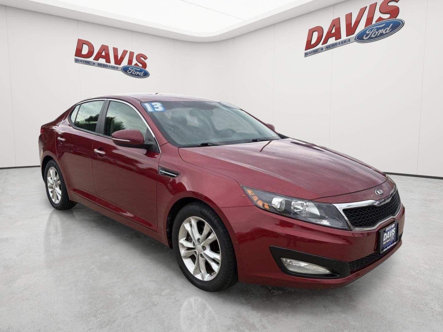 Remington Red 2013 Kia Optima Sedan Front-Wheel Drive 6-Speed Automatic
