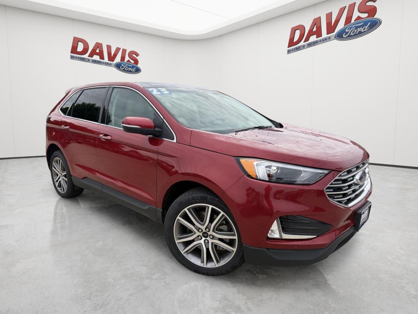 Rapid Red Metallic Tinted Clearcoat 2023 Ford Edge SUV / Crossover All-Wheel Drive 8-Speed Automatic
