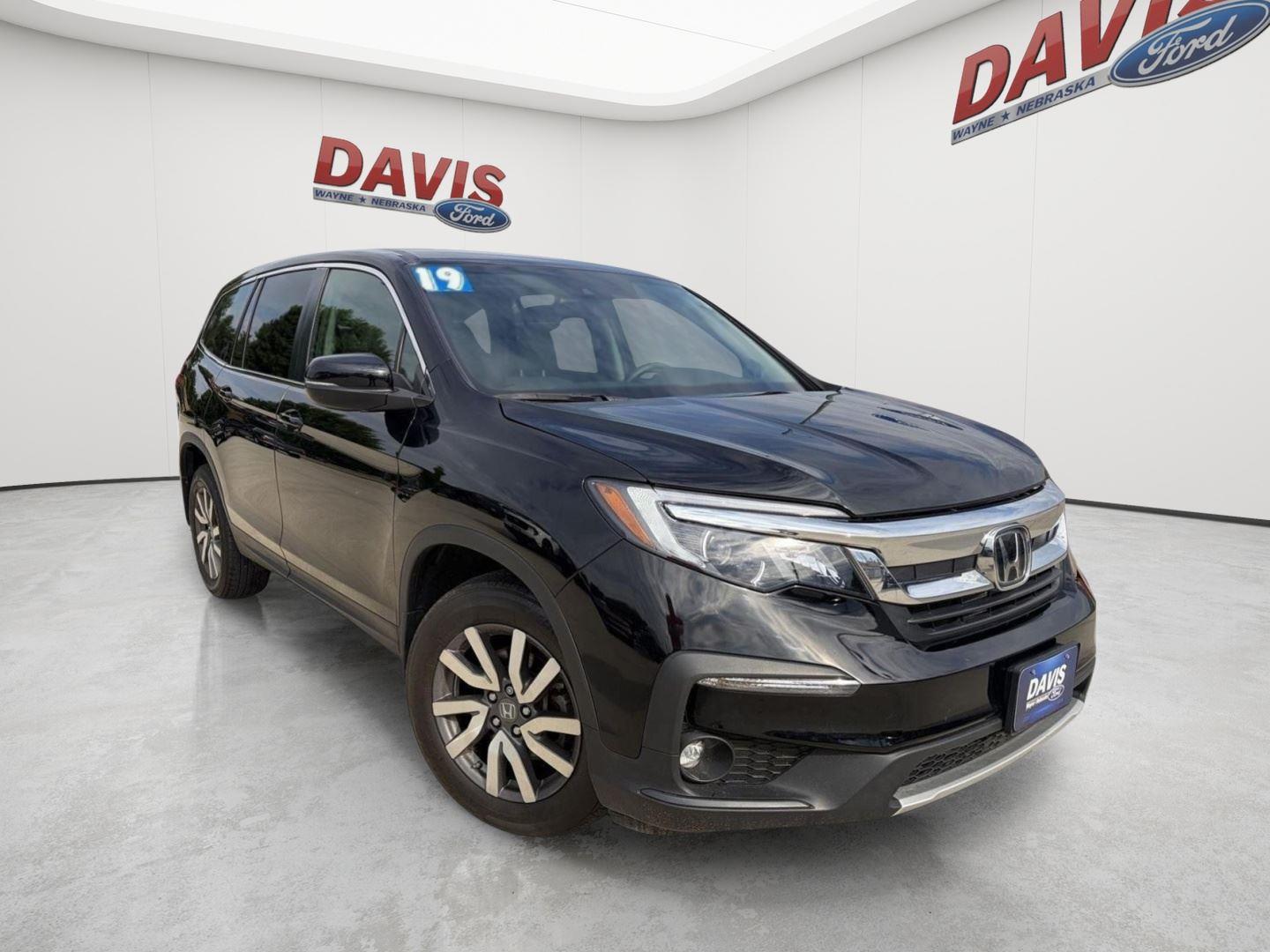 Crystal Black Pearl 2019 Honda Pilot SUV / Crossover All-Wheel Drive 6-Speed Automatic