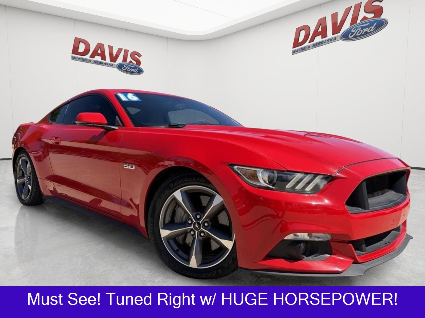 2016 Ford Mustang GT Premium Coupe RWD