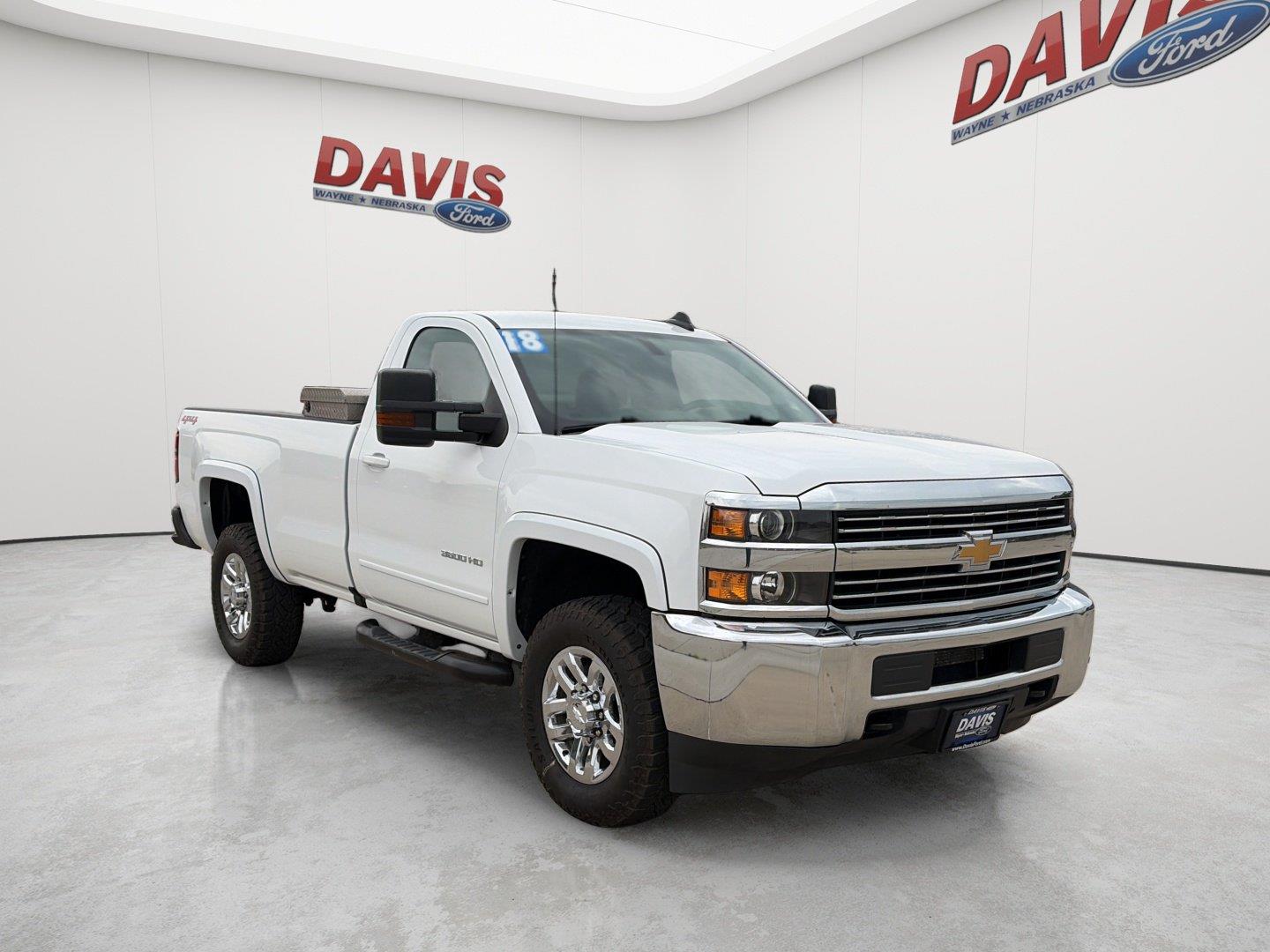 Summit White 2018 Chevrolet Silverado 3500HD Pickup Truck Four-Wheel Drive 6-Speed Automatic