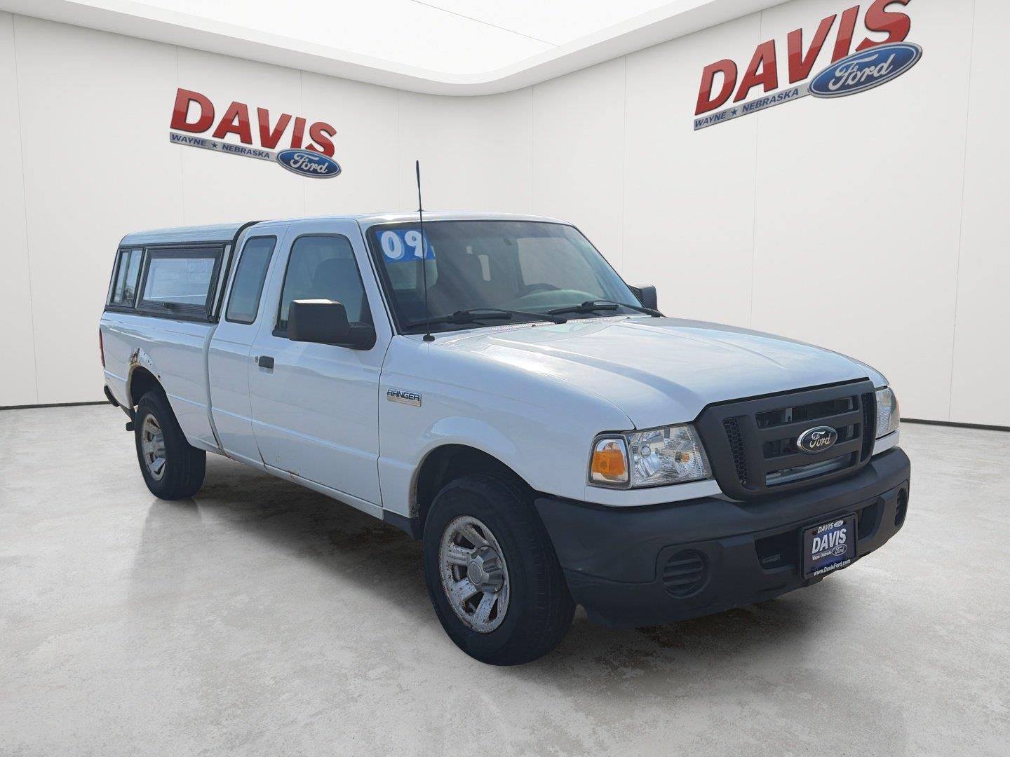 Oxford White 2009 Ford Ranger Pickup Truck 4X2 5-Speed Manual Overdrive