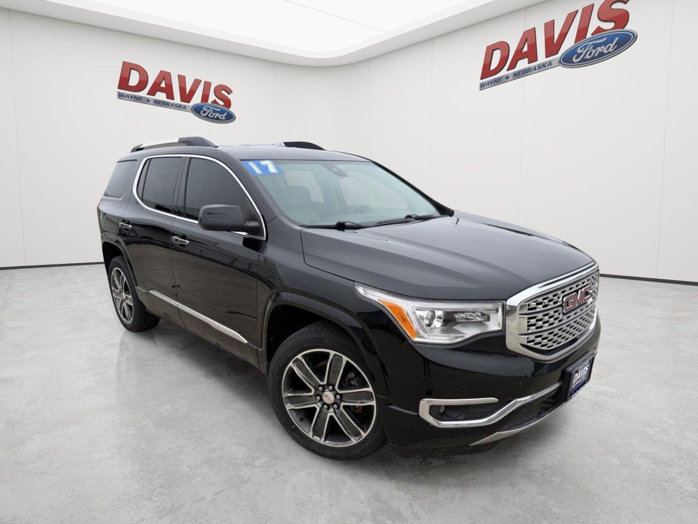 Black (Ebony Twilight Metallic) 2017 GMC Acadia SUV / Crossover Four-Wheel Drive 6-Speed Automatic