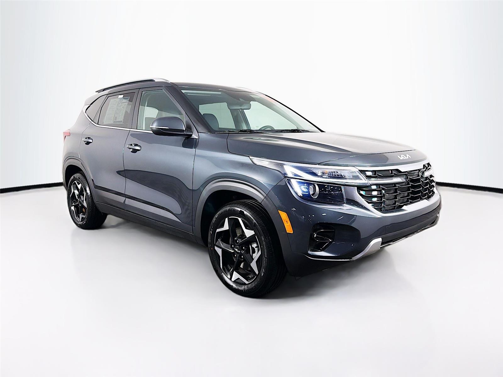 2025 Kia Seltos EX AWD