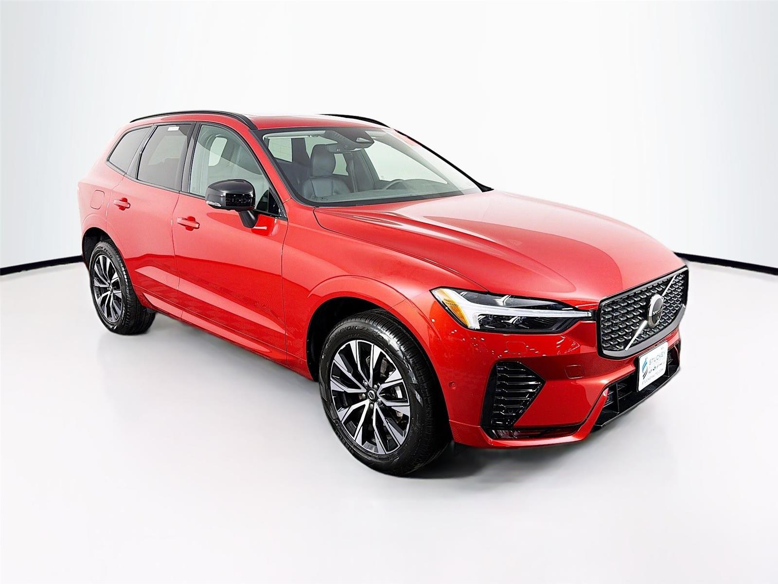 2024 Volvo XC60 B5 Plus Dark Theme AWD