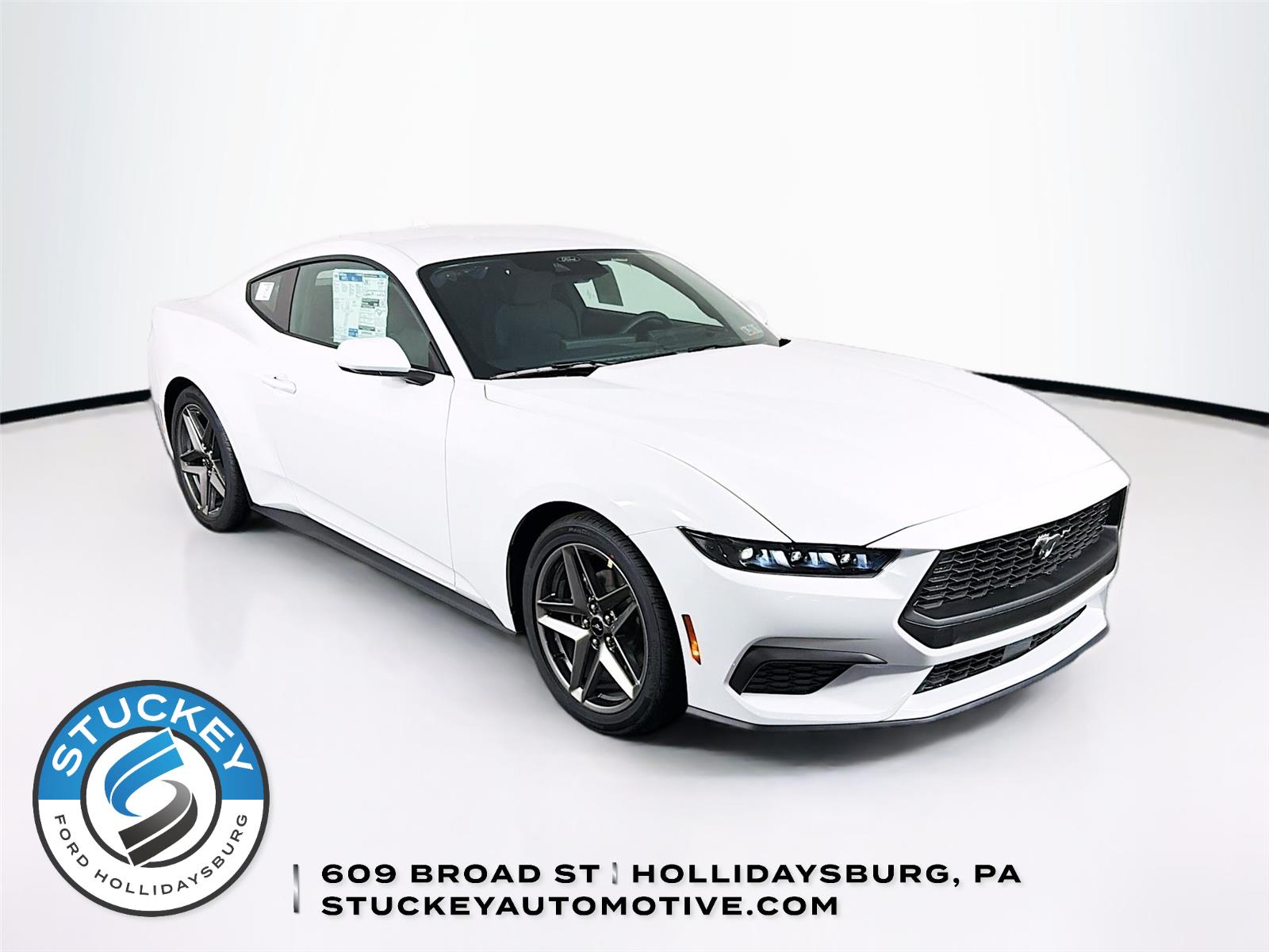 Oxford White 2026 Ford Mustang Coupe Rear-Wheel Drive Automatic