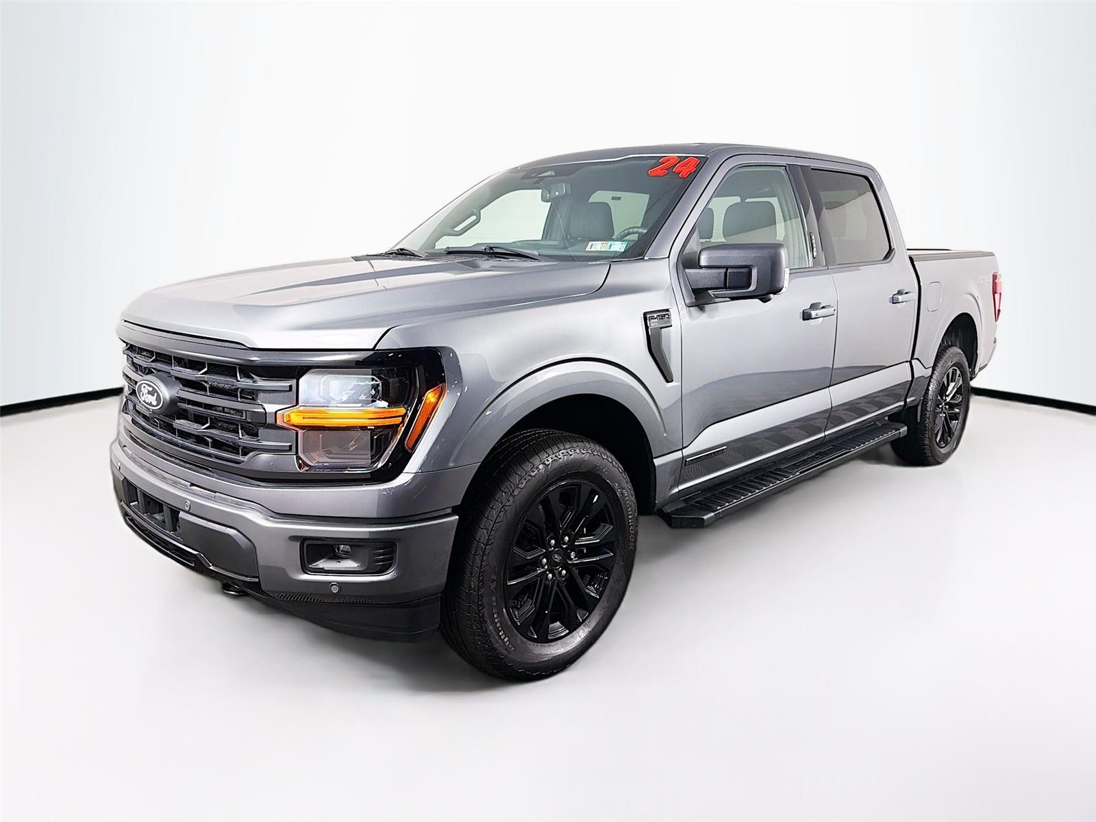 View vehicle photo 3