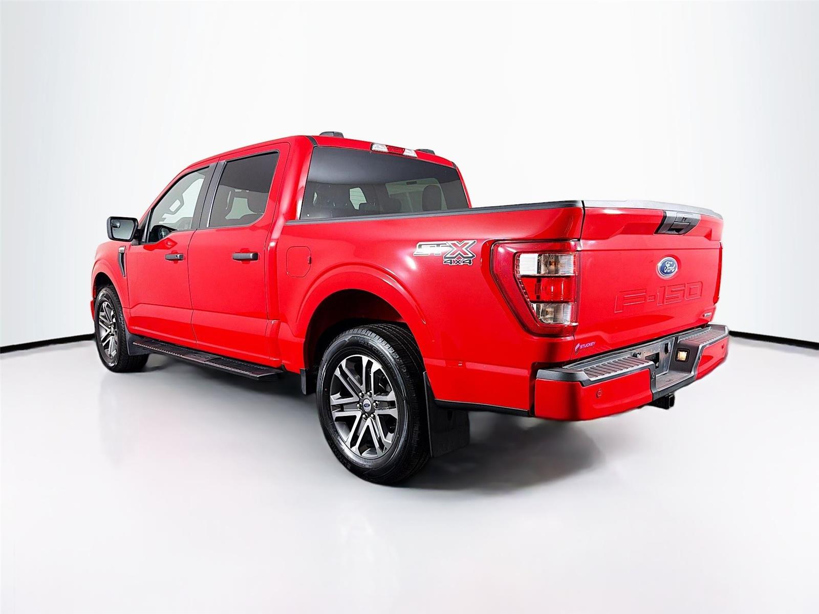 View vehicle photo 5