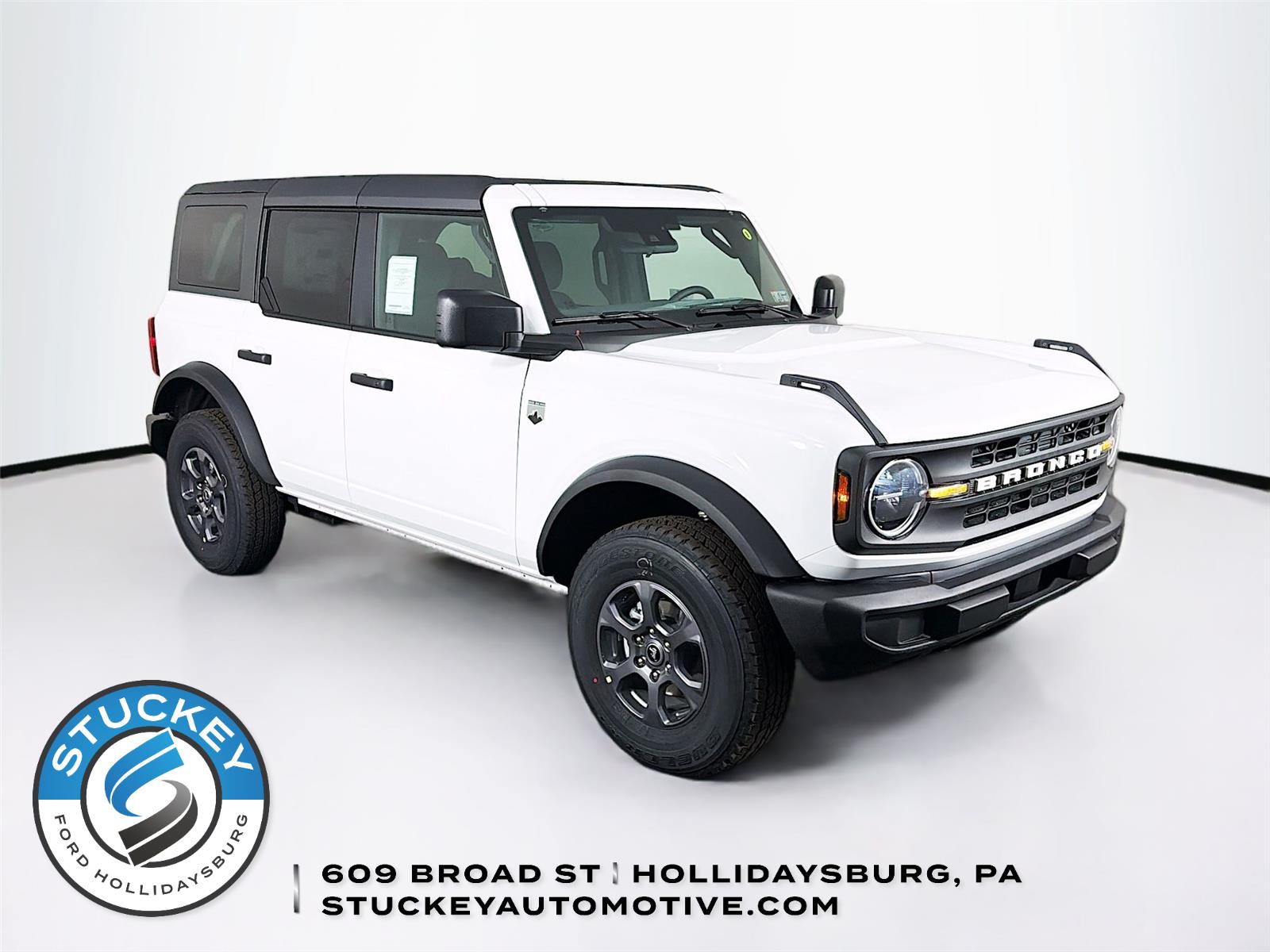 Oxford White 2026 Ford Bronco Big Bend 4-Door 4WD SUV / Crossover Four-Wheel Drive 7-Speed Manual