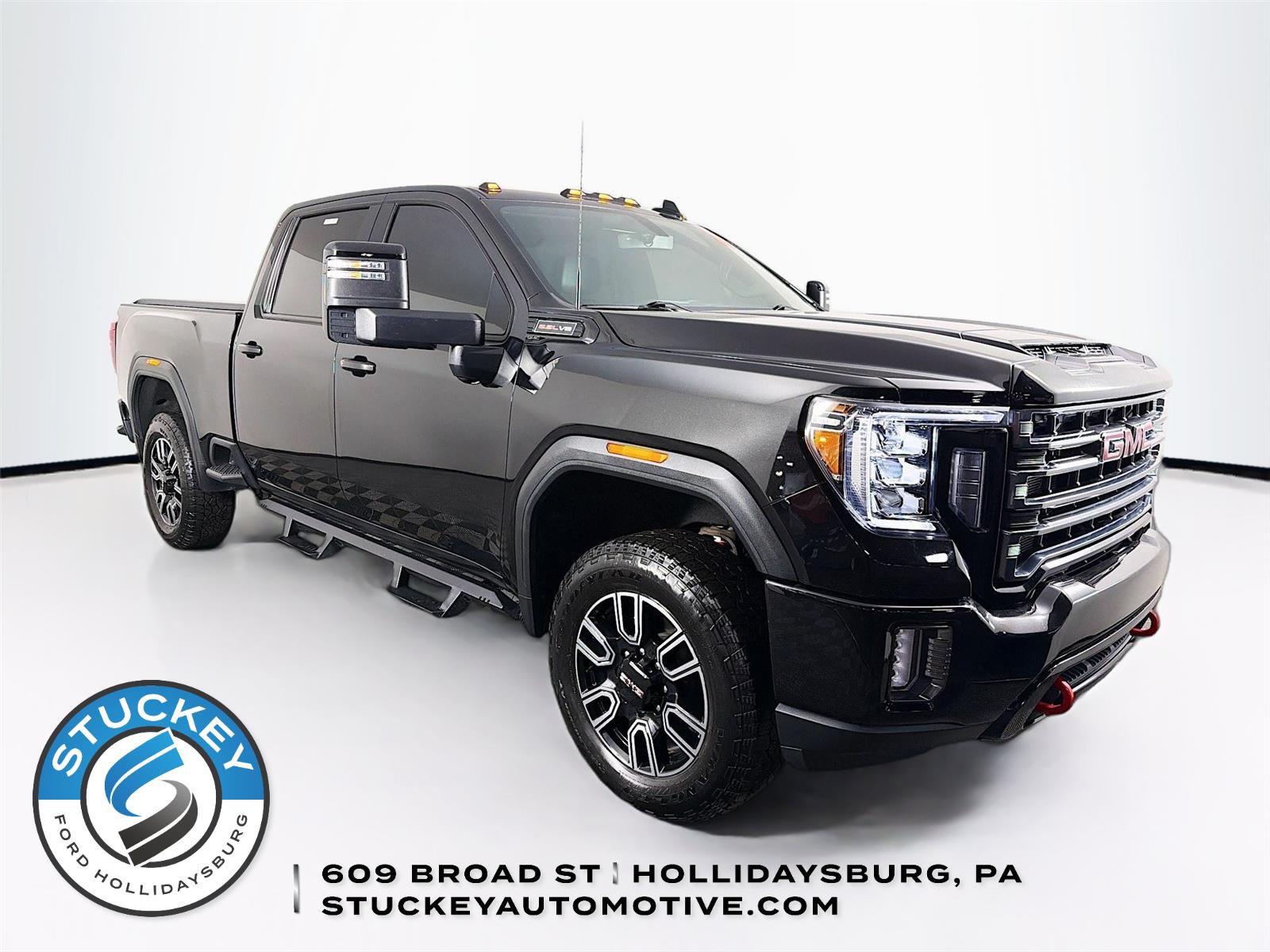 2022 GMC Sierra 2500HD AT4 Crew Cab 4WD