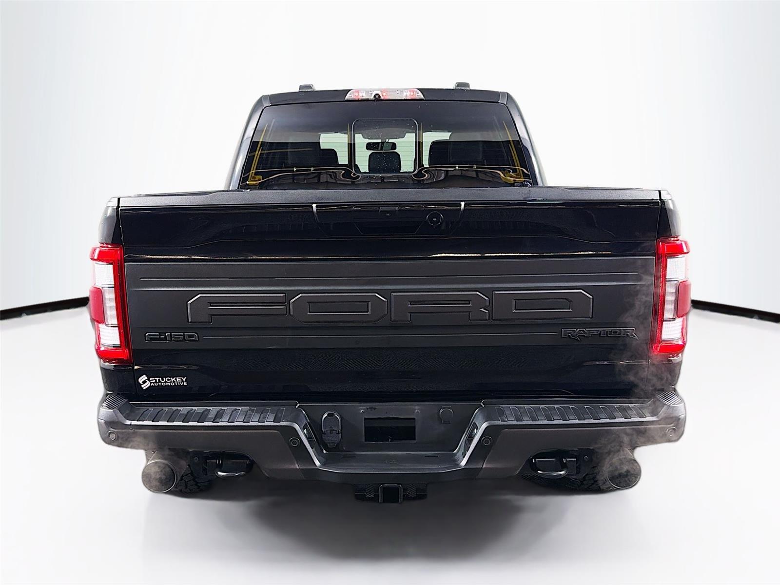 View vehicle photo 6