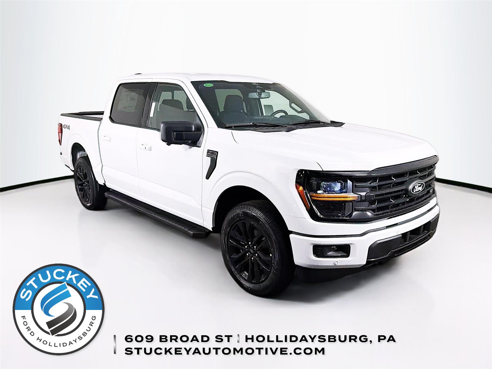Oxford White 2026 Ford F-150 XLT SuperCrew 4WD Pickup Truck Four-Wheel Drive Automatic